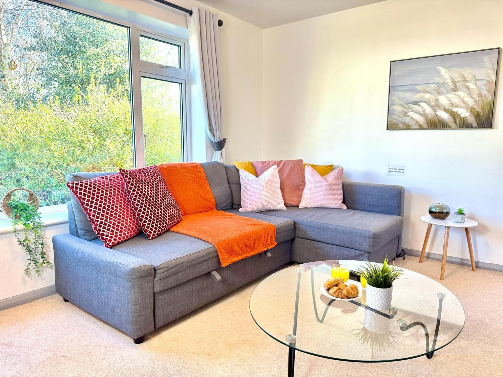 Stylish 3-Bedroom House With Garden & Free Parking'S, Prime Location With Private Garden Kidlington Exteriör bild